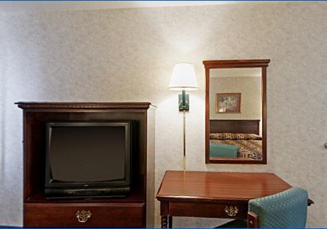 America'S Best Value Inn & Suites - Memphis/Graceland Номер фото