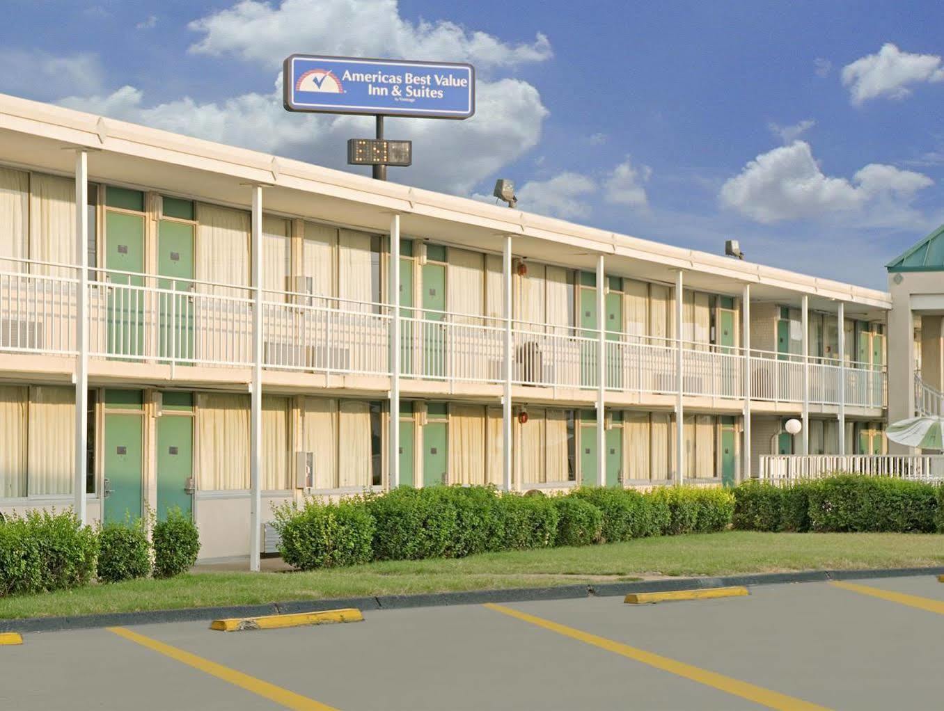 America'S Best Value Inn & Suites - Memphis/Graceland Экстерьер фото