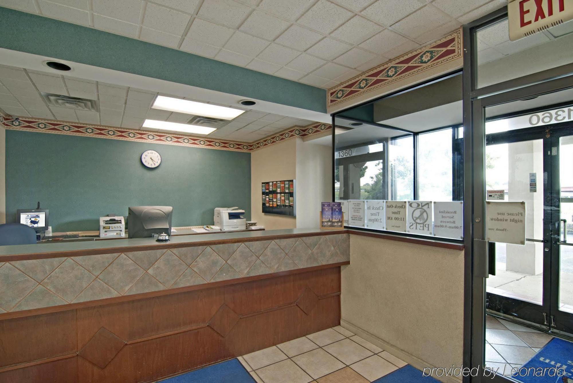 America'S Best Value Inn & Suites - Memphis/Graceland Интерьер фото